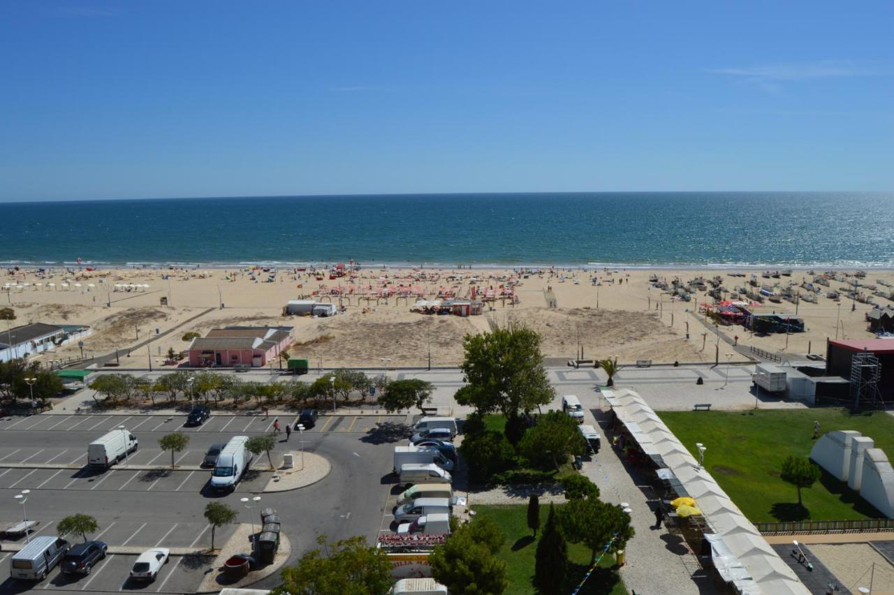 Excelente Vista Mar - T1 Na Praia De Monte Gordo Apartment Exterior photo